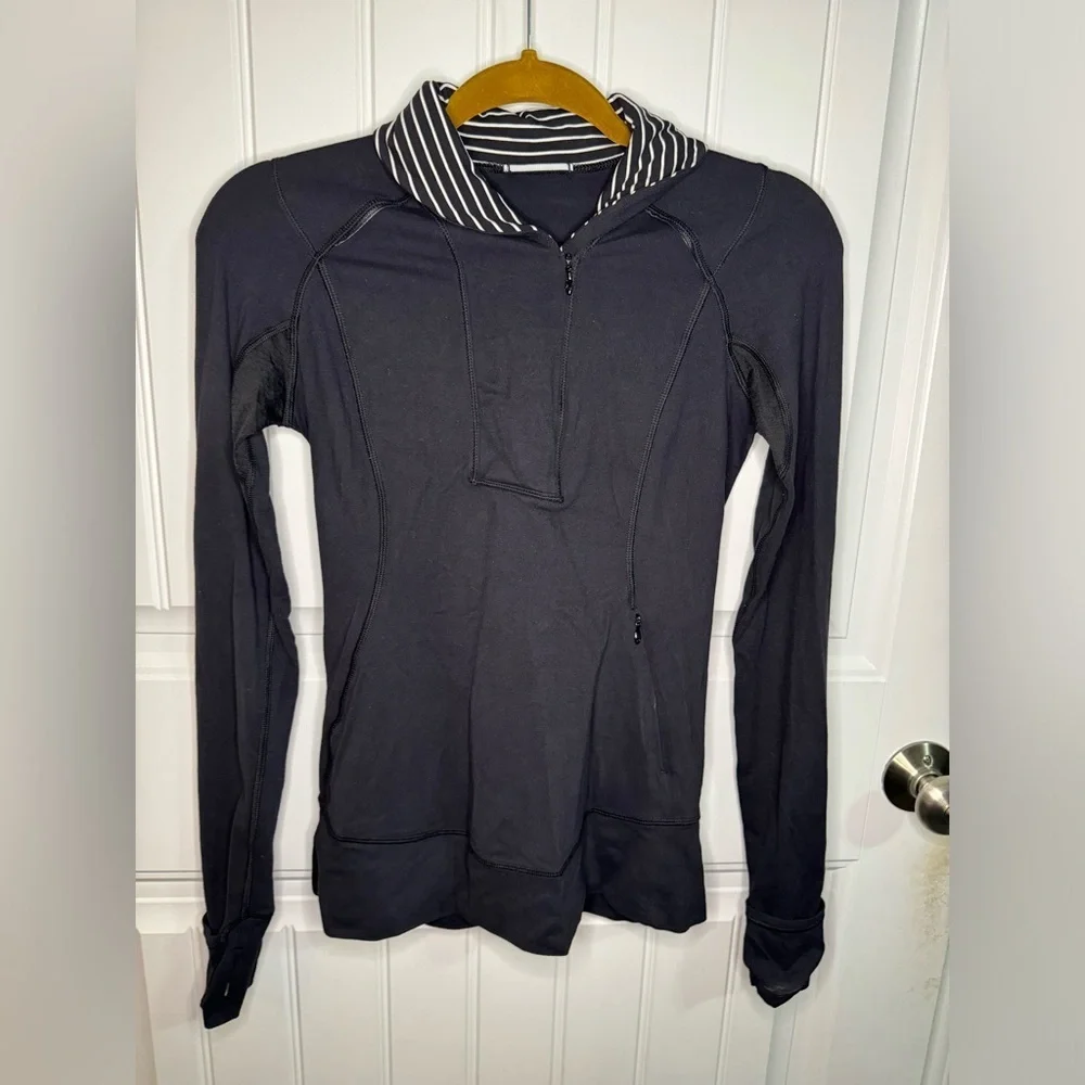 Lululemon Think Fast Half Zip Pullover Black / Parallel Stripe Black White - Picture 2 of 6